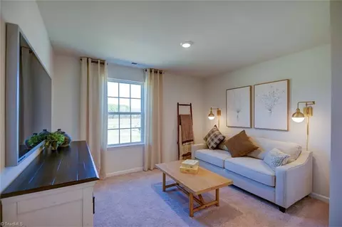 Living - 6363 Cedar Hill Ct #70, Trinity, NC 27370 photo 1 of 6
