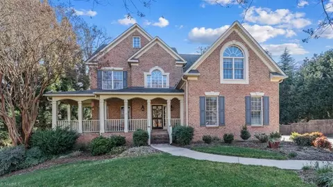 7 Asheland Ridge Ct, Greensboro, NC 27410