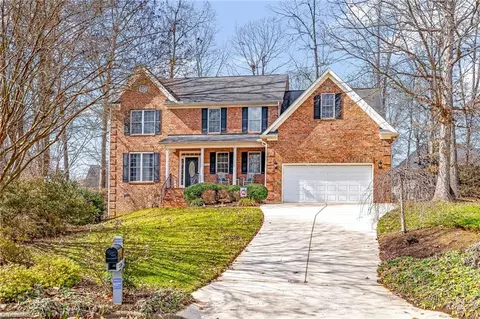 6501 Barwick Ct, Whitsett, NC 27377