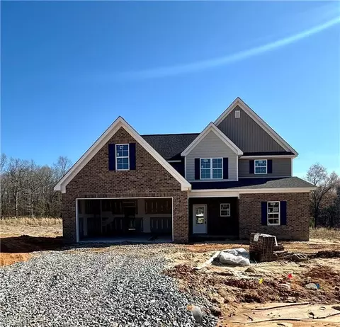206 Hackamore Trl, Lexington, NC 27295