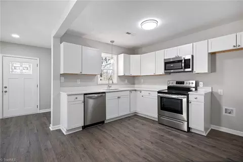 Kitchen - 1606 Commerce Ave E, High Point, NC 27260 photo 2 of 5