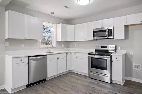 Kitchen - 1606 Commerce Ave E, High Point, NC 27260 photo 3 of 5