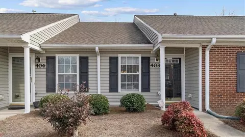403 Carrington Ln, Thomasville, NC 27360