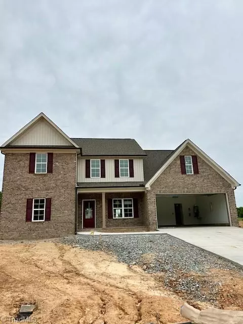 185 Hackamore Trl, Lexington, NC 27295