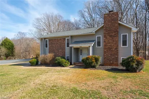 775 Reaford Rd, Winston Salem, NC 27104