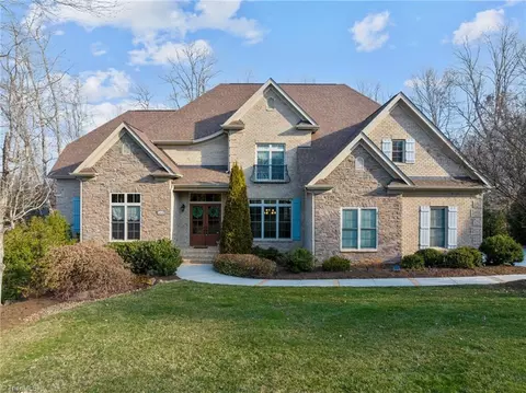 6355 Poplar Forest Dr, Summerfield, NC 27358