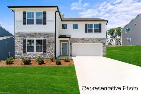 4066 Monteray Cir #103, High Point, NC 27265