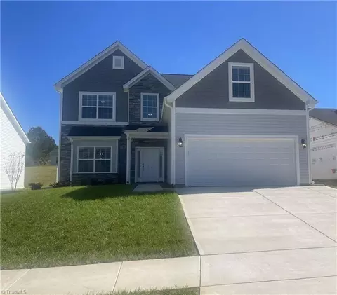629 Palomino Mustang Dr #724, Whitsett, NC 27377
