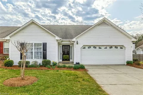 4315 Rocky Brook Ct, Greensboro, NC 27409