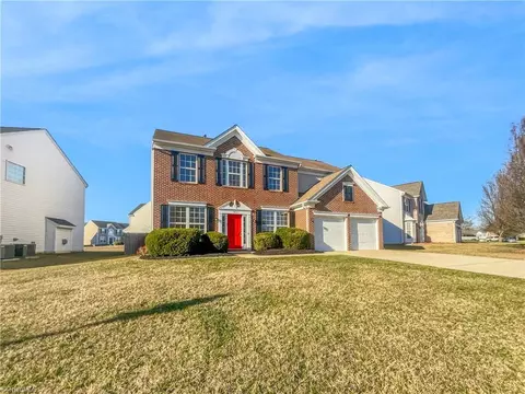 1435 Cantwell Ct, High Point, NC 27265