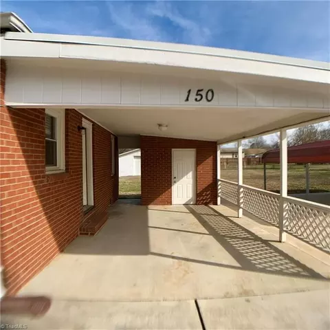 150 Draper Ln, Kannapolis, NC 28081