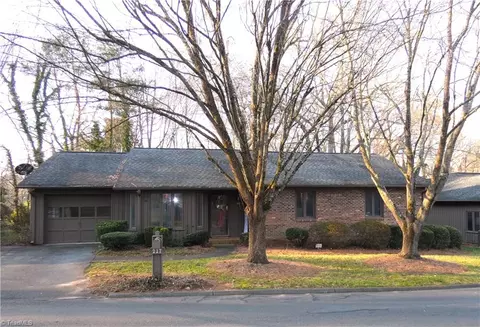 227 Barrington Pl, Winston Salem, NC 27104