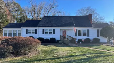 3952 Prides Rd, East Bend, NC 27018