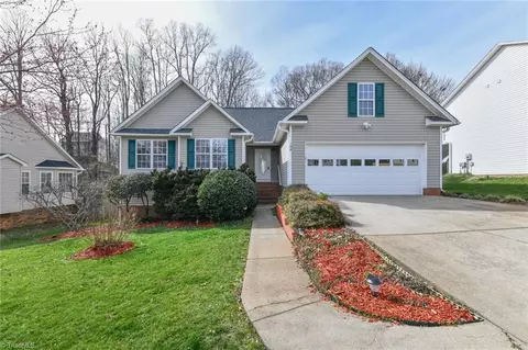 188 Townsend Ridge Dr, Winston Salem, NC 27107