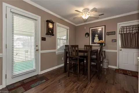 Dining - 2449 Willard Rd, High Point, NC 27265 photo 4 of 4