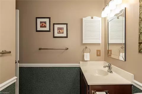 Bath - 2449 Willard Rd, High Point, NC 27265 photo 3 of 3
