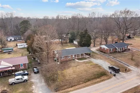 View/Area - 2275 Crescent Rd, Salisbury, NC 28146 photo 1 of 8