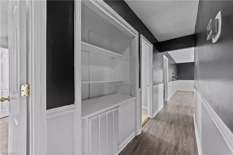 Entry Way - 2275 Crescent Rd, Salisbury, NC 28146 photo 1 of 1