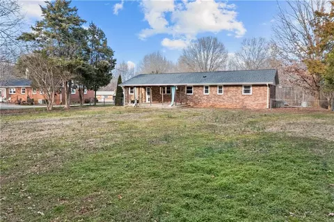 Exterior - 2275 Crescent Rd, Salisbury, NC 28146 photo 8 of 17