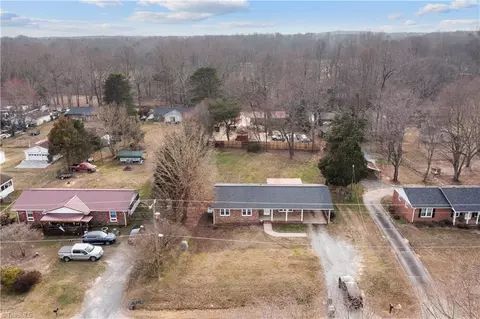 View/Area - 2275 Crescent Rd, Salisbury, NC 28146 photo 2 of 8