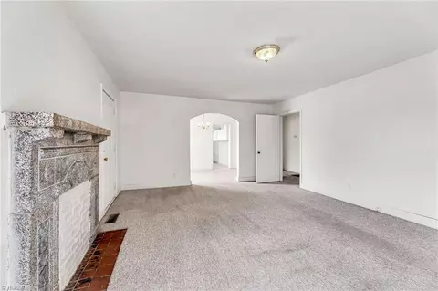 Living - 605 Fairfield Rd, High Point, NC 27263 photo 1 of 2