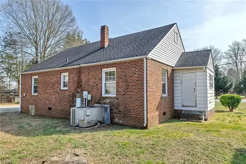 Exterior - 605 Fairfield Rd, High Point, NC 27263 photo 9 of 16