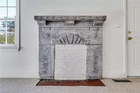 Living - 605 Fairfield Rd, High Point, NC 27263 photo 2 of 2