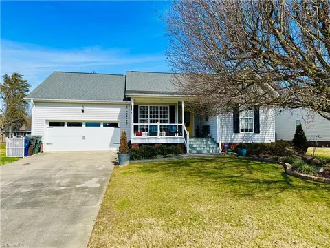 3933 Velinda Dr, Winston Salem, NC 27106