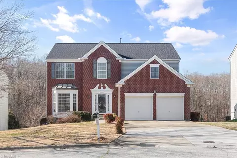 3295 Cherrybrook Dr, Jamestown, NC 27282