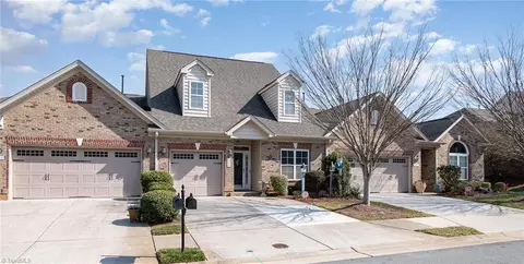 5276 Esher Dr, Walkertown, NC 27051