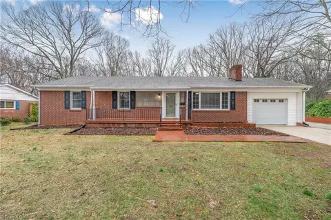 101 Woodpark Dr, Mocksville, NC 27028