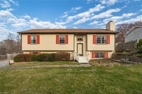 941 Sequoia Dr, Lewisville, NC 27023