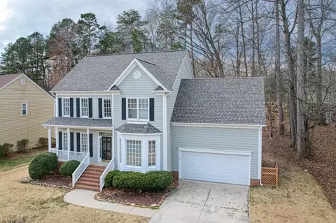 5912 Weston Dr, Greensboro, NC 27407