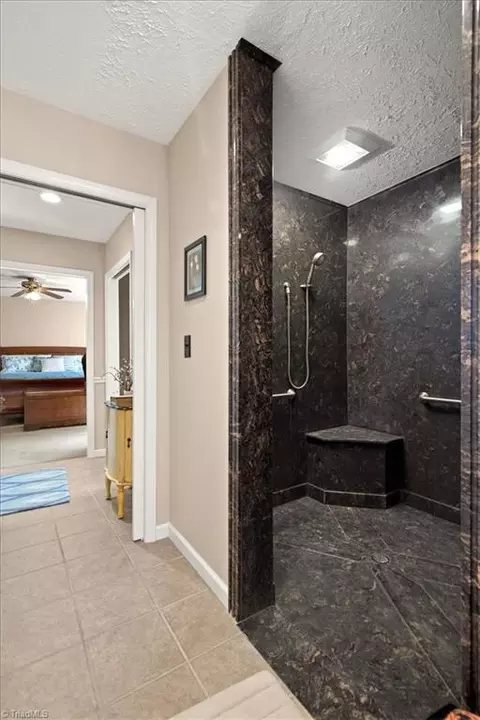 Bath - 286 Farmbrook Rd, Mount Airy, NC 27030 photo 4 of 6