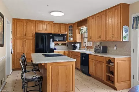 Kitchen - 286 Farmbrook Rd, Mount Airy, NC 27030 photo 3 of 4
