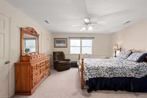 Bedroom - 286 Farmbrook Rd, Mount Airy, NC 27030 photo 4 of 4