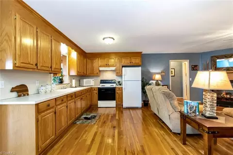 Kitchen - 116 Bulltown Dr, Purlear, NC 28665 photo 1 of 5