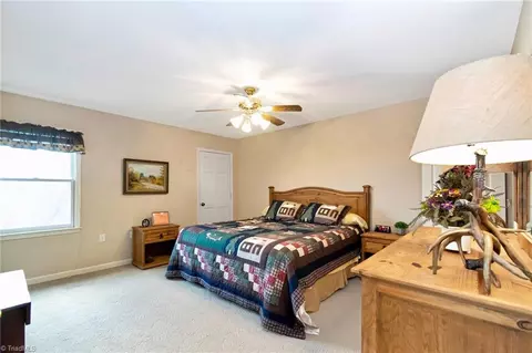 Bedroom - 116 Bulltown Dr, Purlear, NC 28665 photo 3 of 7