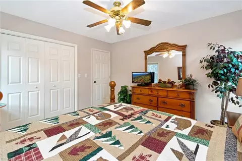 Bedroom - 116 Bulltown Dr, Purlear, NC 28665 photo 5 of 7