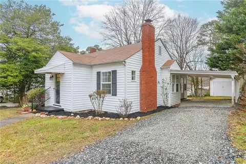 Exterior - 1106 Bridges Dr, High Point, NC 27262 photo 5 of 9