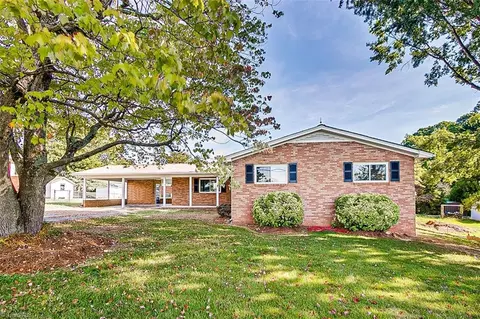 508 Balfour Ave W, Asheboro, NC 27203