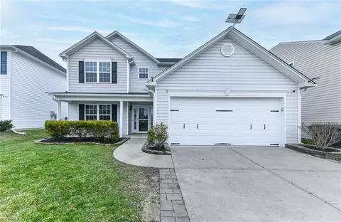 8 Stoud Cir, Mcleansville, NC 27301