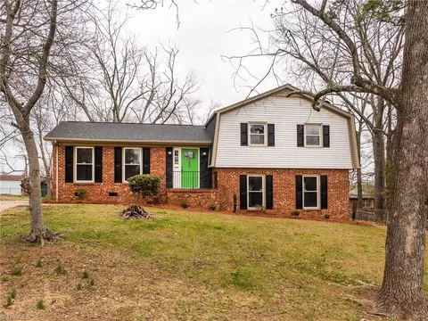 2404 Dulaire Rd, Greensboro, NC 27407