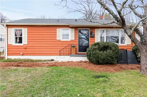 717 Sunset Dr S, Winston Salem, NC 27103