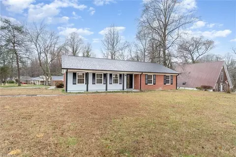 2314 Bethabara Rd, Winston Salem, NC 27106