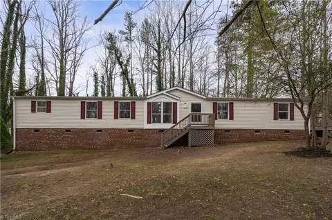 3429 Hilltop Dr, Archdale, NC 27263