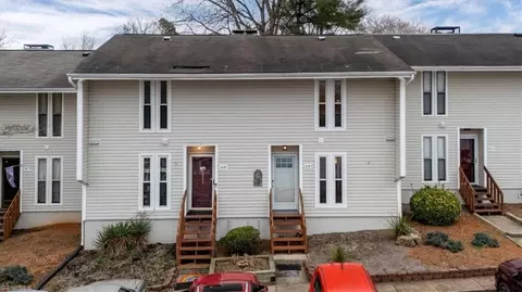 3683 Heathrow Dr, Winston Salem, NC 27127