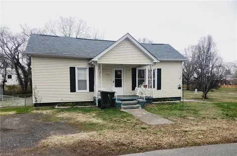 1429 Ridge Ave, Eden, NC 27288