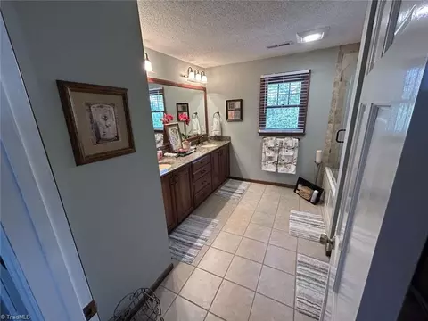 587 Barkworth Rd, Clemmons, NC 27012 photo 9