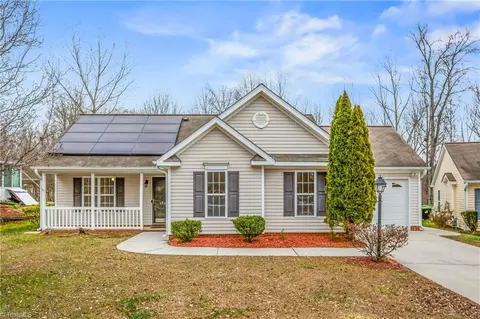 5281 Mount Hope Dr, Winston Salem, NC 27107
